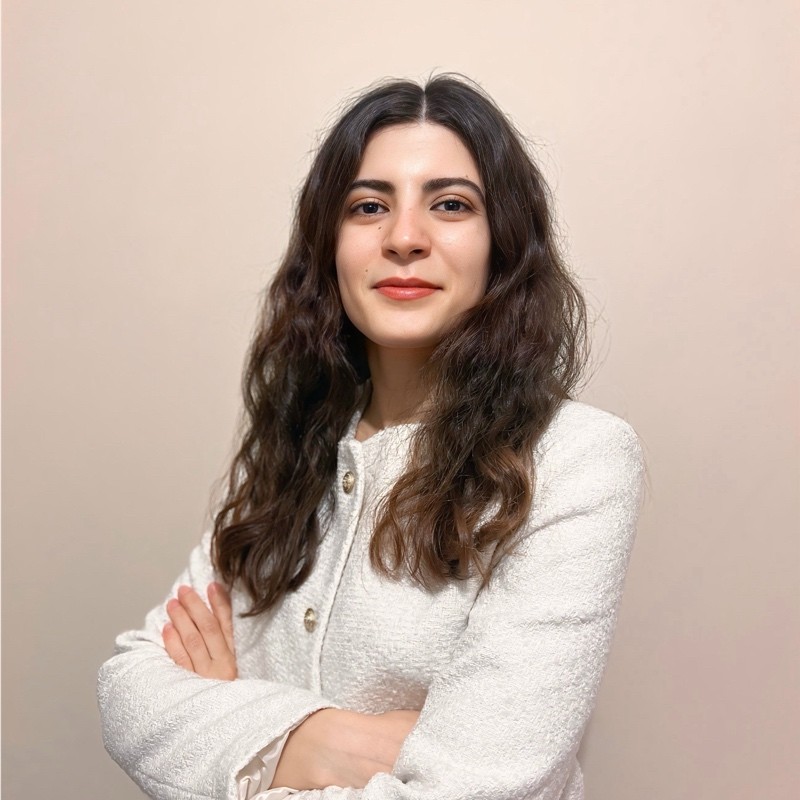 Özge Usta
